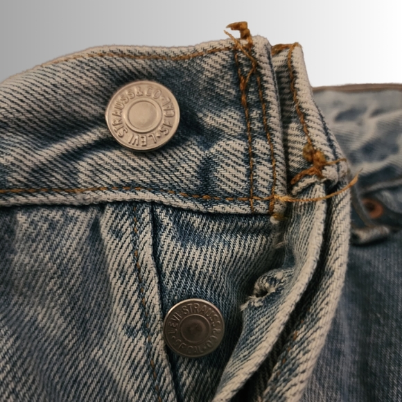 Vintage x 90s “made in USA” 501 Levi Classic Red Tab Blue Jean - Picture 8 of 13